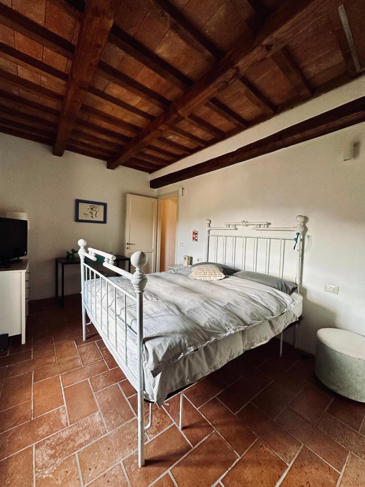 Santa Monaca Medieval Apartment